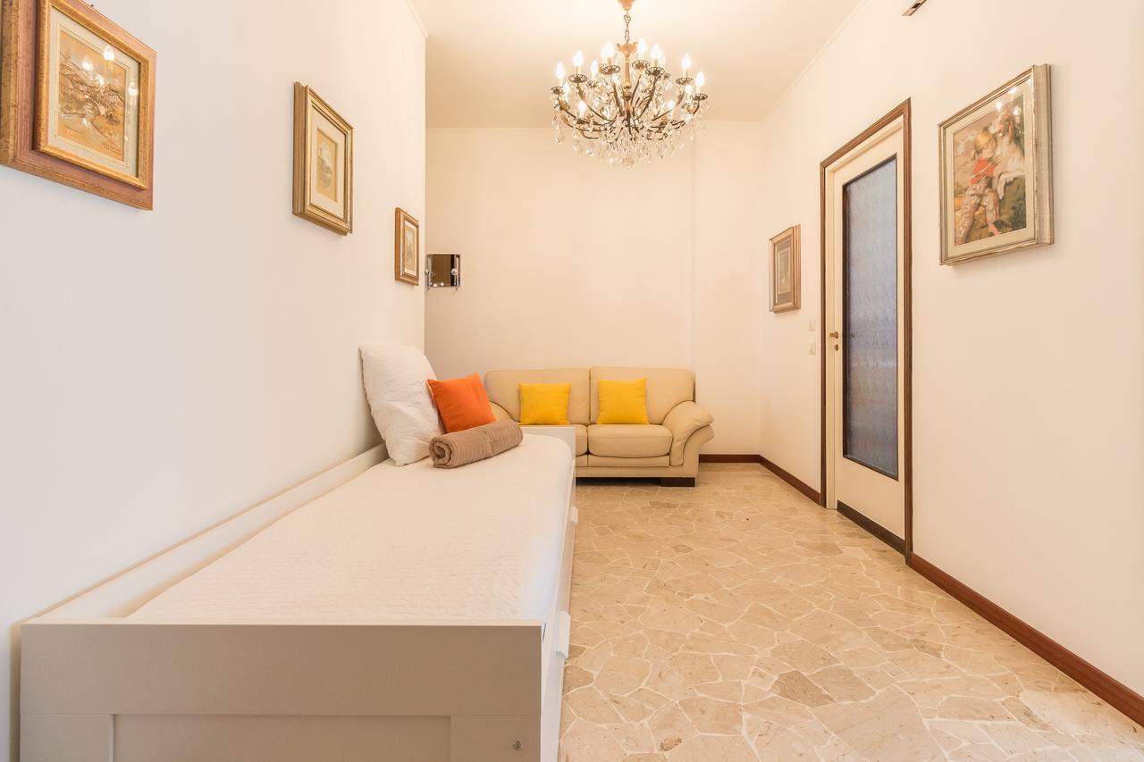Alessia'S Flat- Sondrio M3 Διαμέρισμα Μιλάνο Εξωτερικό φωτογραφία